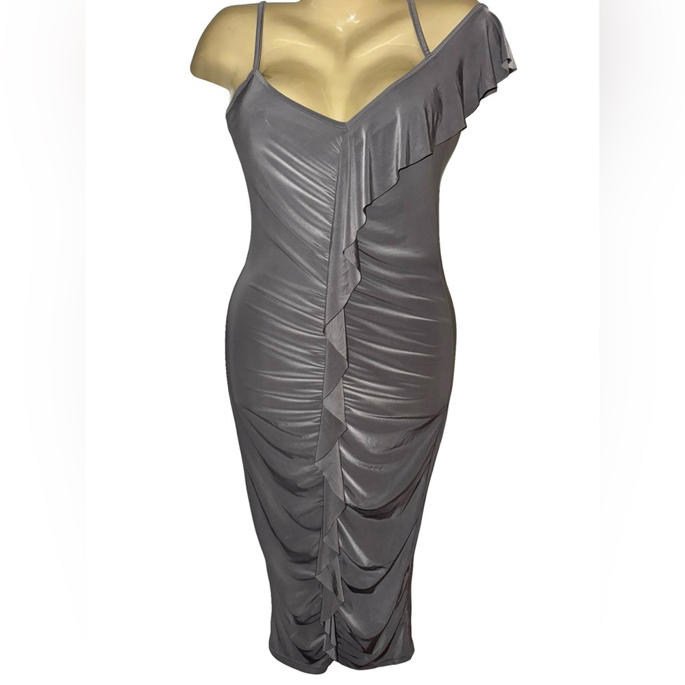 Boohoo Grey One-Shoulder Ruffle Slip Dress - Picture 2 of 3